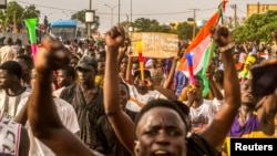 Niger&#39;s junta supporters take part in a demonstration in front of a French army base in Niamey, Niger, Aug. 11, 2023.