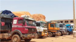 Mali ni Burkina Faso cɛ siraba kan faso sira kan (RN15) ka bɔ Koro, o tigɛra ka da lakanabaliya kan. 