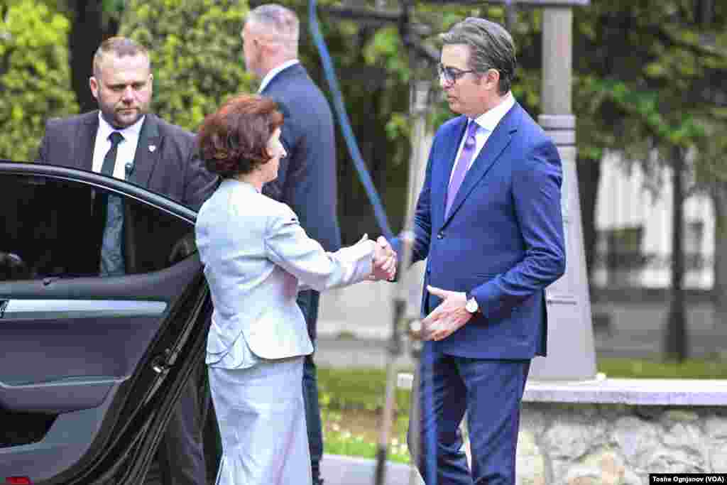  Инаугурација и примопредавање на претседателската функција за новоизбраната претседателка Гордана Сиљановска-Давкова &nbsp; 