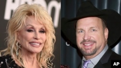 ARCHIVO - Dolly Parton y Garth Brooks fueron los anfitriones de los Premios ACM el 11 de mayo. (Foto AP)