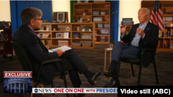 Tổng thống Mỹ Joe Biden trả lời phỏng vấn với ông George Stephanopoulos của đài ABC, 5/7/2024.