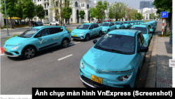 Một lượng lớn xe của VinFast được giao cho hãng taxi GSM cũng do tỷ phú Phạm Nhật Vượng bỏ một phần vốn đầu tư.