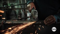 Effects of War Put Squeeze on West Bank's Economy, Israeli Construction Industry 