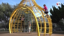 "Estamos a salvo": dos familias ucranianas rehacen sus vidas en California