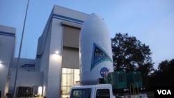 FILE - Satelit pengamatan bumi terbaru NASA, PACE (Plankton, Aerosol, Cloud, ocean Ecosystem).