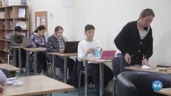 Qirg’iziston: Ilmga chanqoq yoshlar uchun “Amerika burchagi”