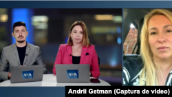 Любов Абравітова під час інтерв'ю з Голосом Америки