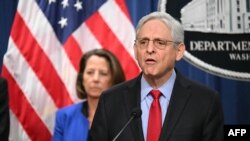 Потрошувачите не треба да плаќаат повисоки цени бидејќи компаниите ги прекршуваат антимонополските закони, се вели во соопштението на јавниот обвинител Мерик Гарланд