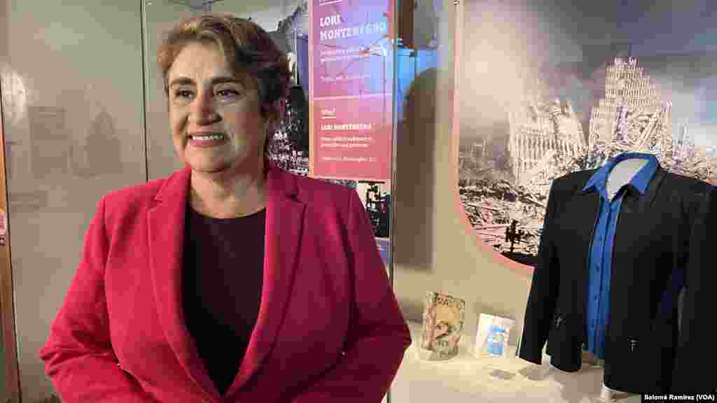 Blanca Rosa Vílchez donó la ropa que usó durante la cobertura del ataque a las torres gemelas en Nueva York el 11 de septiembre de 2002 y que había guardado en su closet junto a su traje de matrimonio.