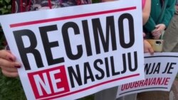 Protesti ispred Zavoda u Pazariću nakon zlostavljanja štićenika