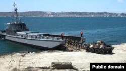 Xəzər dənizində hərbi təlim (Mənbə: Müdafiə Nazirliyi)