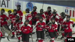 تیم ملی هاکی روی یخ زنان ایران در دومین مسابقه خود در رقابت‌های قهرمانی آسیا در بانکوک، پایتخت تایلند،‌ با نتیجه ۲۰ بر ۰ کویت را در هم شکست