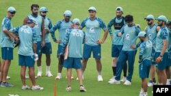 پاکستان کی ٹیم راولپنڈی اسٹیڈیم میں ٹیسٹ میچ سے قبل پریکٹس میں مصروف ہے۔