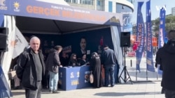 Политички превирања со вештачка интелигенција и лажни вести во Турција 