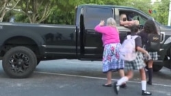 ¿Por qué Florida está desafiando las recomendaciones de los CDC en el sarampión?