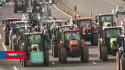 Fransa’da çiftçiler Paris’i kuşatmak için yolda