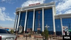 4-sentabr, 2023: Xo'janddagi savdo markazlaridan biri, Sug'd viloyati, Tojikiston 