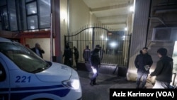 Akif Qurbanovun evində axtarış aparılarkən