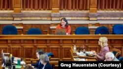 Journalist Laura Belin in the Iowa House of Representatives after a five-year fight to secure media credentials. (Image Credit: Greg Hauenstein)