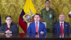 Presidente de Ecuador presenta diseños para nuevas cárceles 