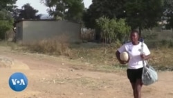 Des jeunes filles zimbabwéennes pratiquent le rugby pour s’éloigner des dangers de la rue 