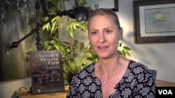 ไฮดี ชไรเบอร์-แพน นักบำบัดจากศูนย์ Center for Nature Informed Therapy รัฐแมรีแลนด์