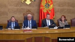 Predsjednik crnogorskog parlamenta Andrija Mandić (Foto: VOA)