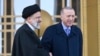 Presiden Turki Recep Tayyip Erdogan dan Presiden Iran Ebrahim Raisi berjabat tangan sebelum melangsungkan pertemuan di Ankara, Turki, pada 24 Januari 2024. (Foto: Mert Gokhan Koc/Dia Images via AP)