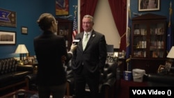 Бейкон є співавтором низки ініціатив на підтримку України, зокрема, щодо засудження незаконного викрадення українських дітей російською владою, а також визнання Голодомору геноцидом українського народу. Фото: Костянтин Голубчик