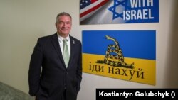 Бейкон є послідовним прихильником України та голосував на підтримку усіх законопроєктів про допомогу Києву, які були винесені у Палаті Представників. Про це свідчать дані організації "Республіканці за Україну". Фото: Костянтин Голубчик