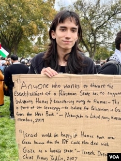 Aaron Huy Nelson, warga AS keturunan Vietnam: Konflik Israel-Palestina sudah berlangsung puluhan tahun, "jangan berpura-pura bahwa ini konflik baru. (Foto: VOA/Eva M.)