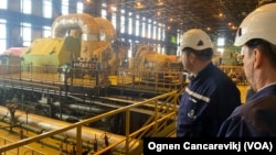 Производството и во најголемиот енергетски комбинат РЕК Битола почнува во 1980 година