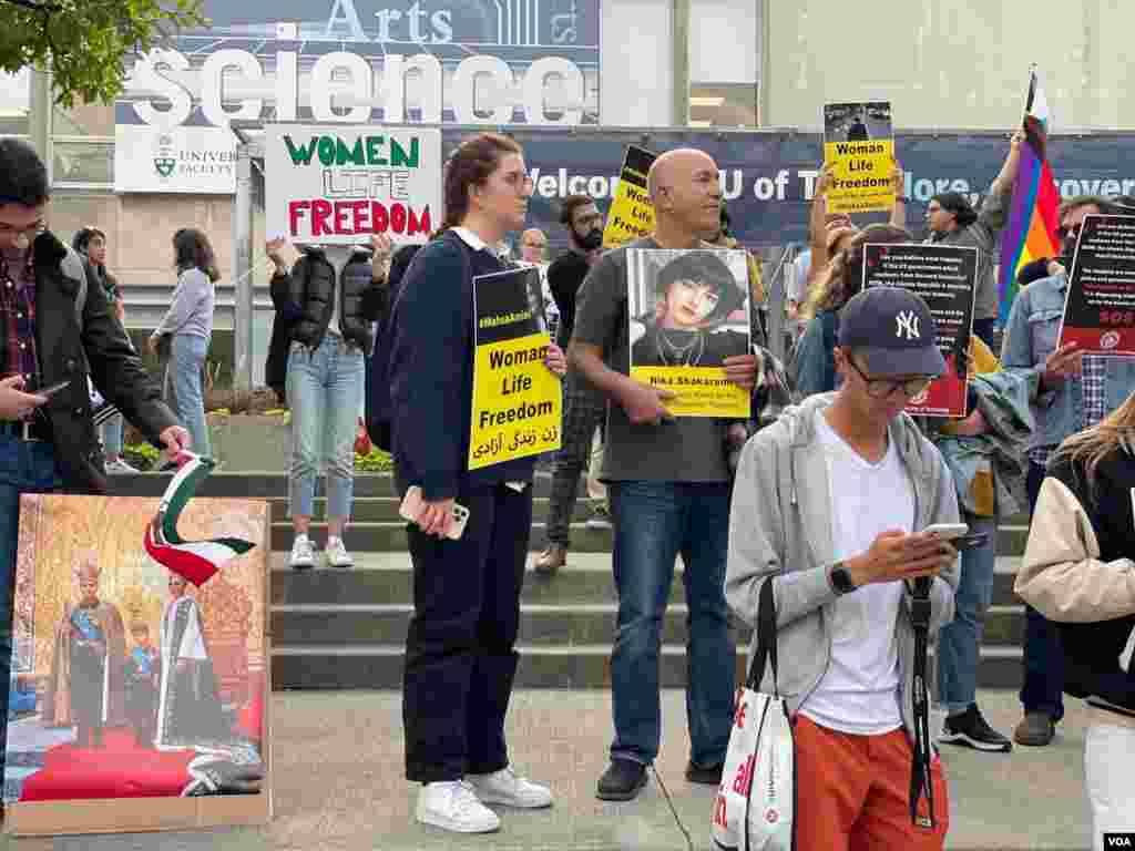 تجمع ۶ اکتبر مقابل دانشگاه تورنتو در همبستگی با مردم معترض داخل کشور