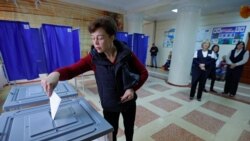 Après les référendums d'annexion en Ukraine, menace de nouvelles sanctions contre Moscou