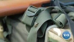 'Combat Bees' Group Teaches Ukrainian Soldiers First Aid, Combat Tactics
