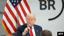 ประธานาธิบดีสหรัฐฯ โดนัลด์ ทรัมป์ ขณะพบตัวเเทนภาคธุรกิจที่กรุงวอชิงตัน 11 มี.ค. 2025