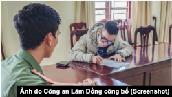 TikTokker Nguyễn Hoàng Minh đang làm việc với công an Lâm Đồng. Hình ảnh do cơ quan công an đưa ra