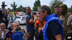 رافائل گروسی، رئیس آژانس بین‌المللی انرژی اتمی در حال گفت‌وگو با خبرنگاران - پنجشنبه ۱۰ مرداد ۱۴۰۱