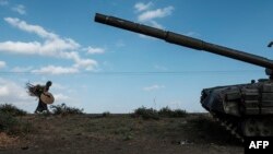 "Un avion (...) a largué des bombes sur une zone résidentielle et un jardin d'enfants à Mekele. Des civils ont été tués et blessés", dénoncent les autorités rebelles.