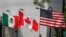 Bandeiras dos EUA, do Canadá e do México 