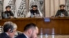 Menteri Luar Negeri Taliban Amir Khan Muttaqi (tengah) berbicara dalam konferensi utusan khusus dari berbagai negara bertajuk 'Inisiatif Kerja Sama Regional Afghanistan' di Kabul, Senin 29 Januari 2024. 