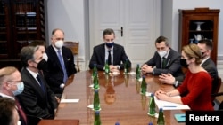 U.S. Secretary of State Antony Blinken meets with Estonian Prime Minister Kaja Kallas at the Stenbock House in Tallinn, Estonia March 8, 2022. (Olivier Douliery/Pool via Reuters)