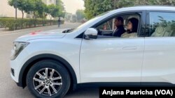 Marketing professionals, Jaideep Manchanda and his wife Tanya Tandon, are optimistic about the Indian economy.