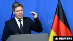 روبرت هابک، وزیر امور اقتصادی آلمان - آرشیو