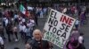 Organizaciones cívicas mexicanas protestan contra la iniciativa de reforma electoral del presidente Andrés Manuel López Obrador en la Ciudad de Méico el 13 de noviembre de 2022.
