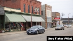 In rural Illinois, including towns like Fulton on the western edge of Whiteside County, there are common sense ideas held by people across the political spectrum, says one resident, Linda Ebersole.