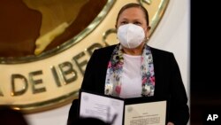 El Departamento de Estado reaccionó al nombramiento de Porras y dijo que “socava la confianza en el compromiso de Guatemala por combatir la corrupción y fortalecer el Estado de derecho”, y recordó que la funcionaria fue incluida en la Lista Engel. (Foto AP)