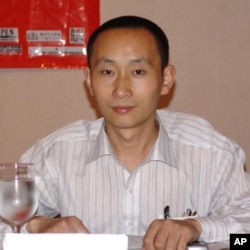 异议网络作家昝爱宗(资料照片)