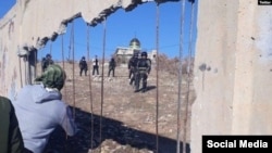 تصویری از حضور نیروهای نظامی جمهوری اسلامی برای سرکوب اعتراضات جوانرود، شنبه ۱۰ دی ۱۴۰۱