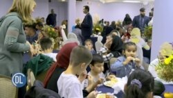 Wakimbizi wafarijika kwa kuwezeshwa kukutana na kusheherekea sikukuu ya Thanksgiving Marekani